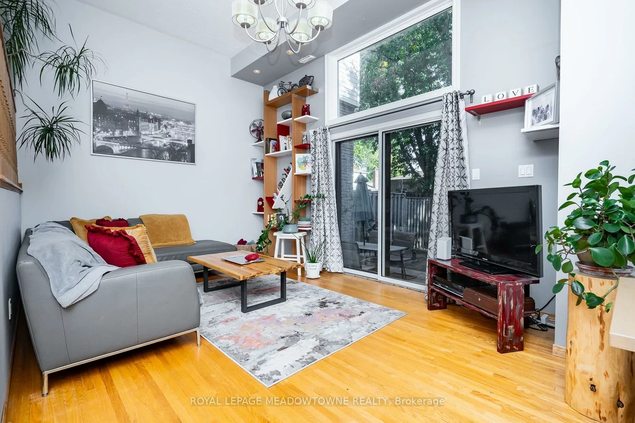 7251, Copenhagen, Meadowvale, Mississauga