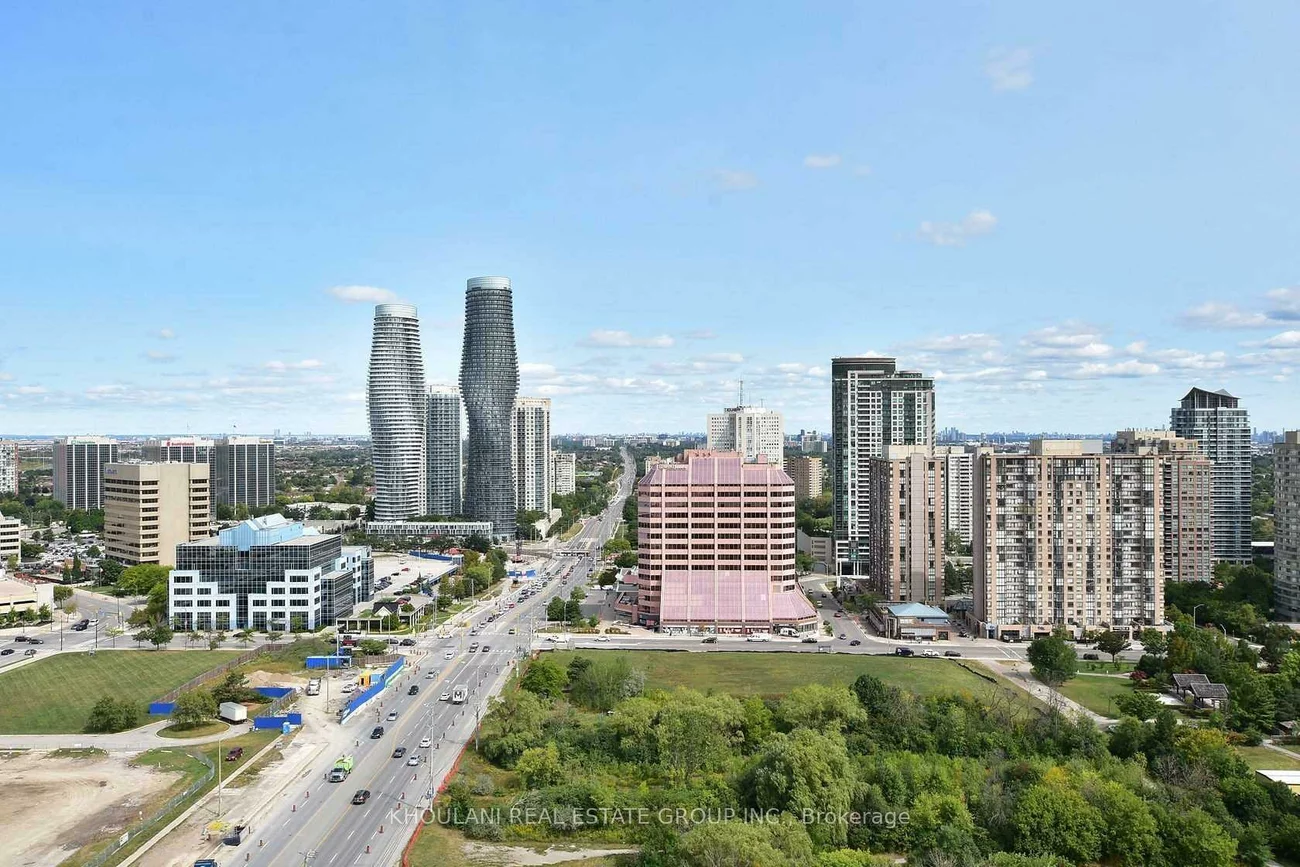 220, Burnhamthorpe, City Centre, Mississauga