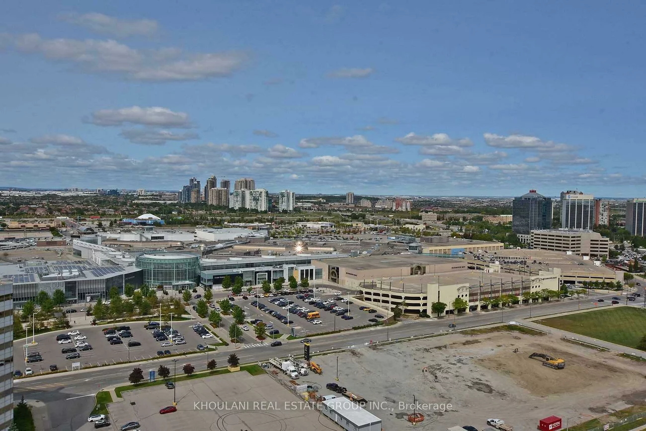 220, Burnhamthorpe, City Centre, Mississauga