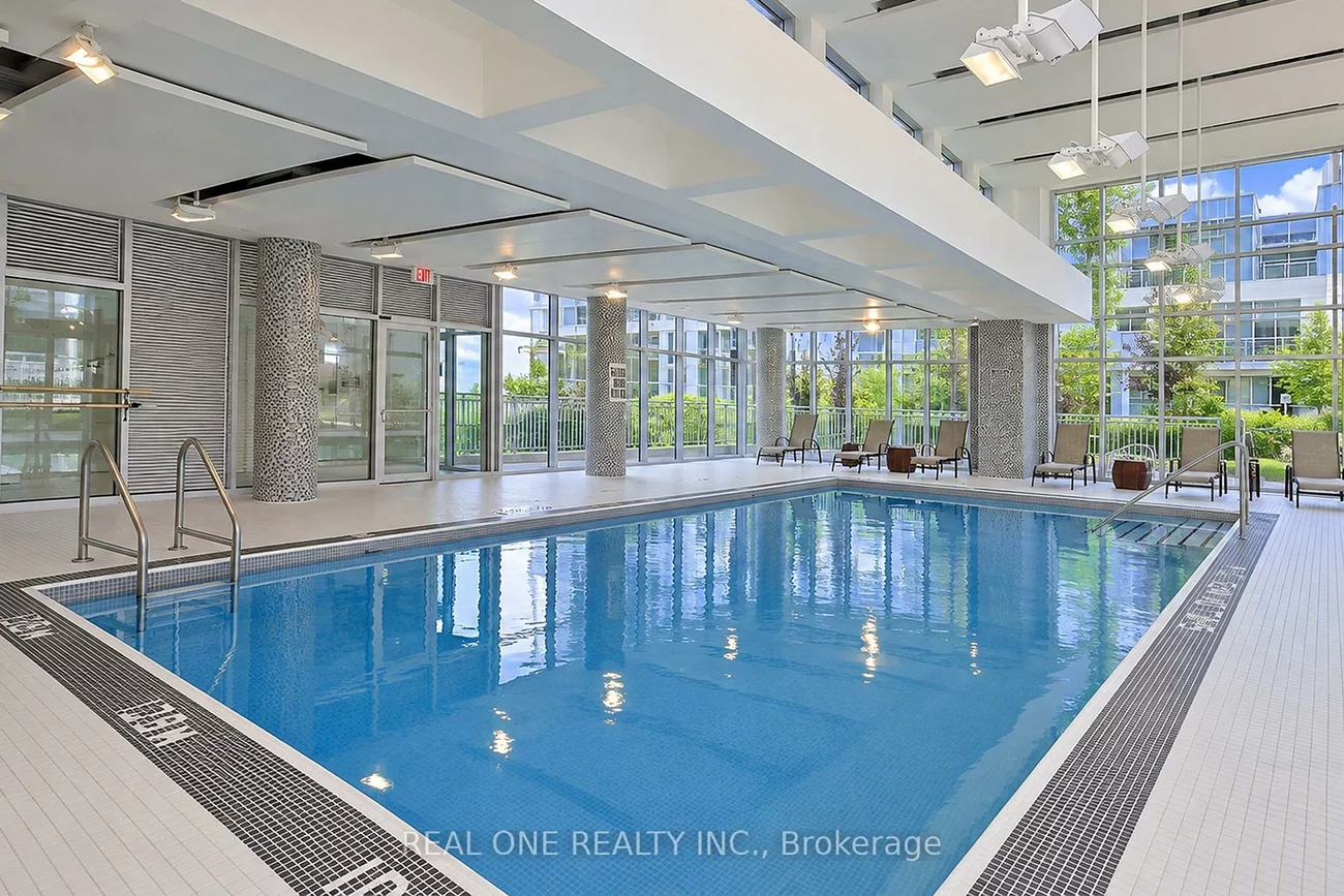 225, Webb, City Centre, Mississauga