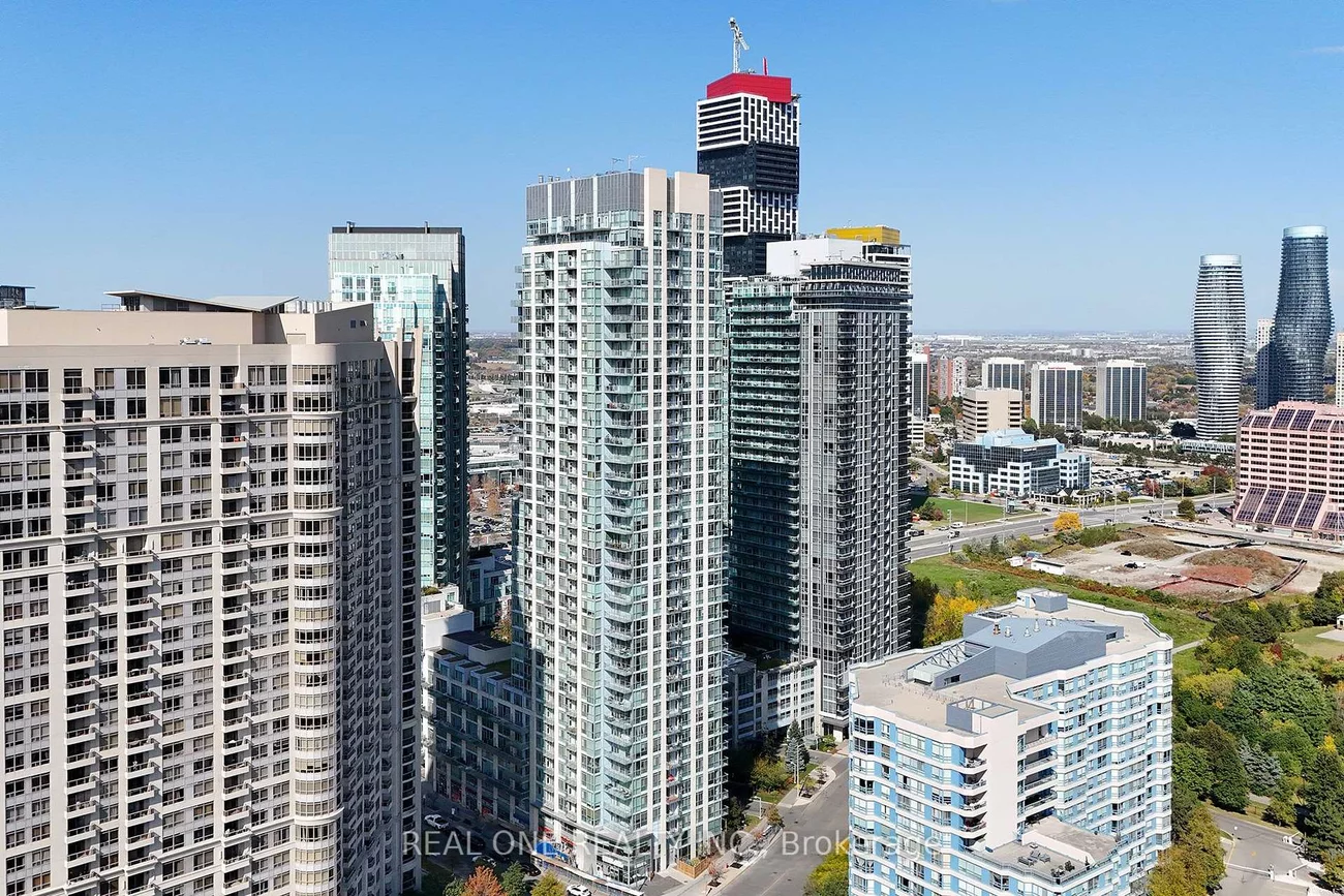 225, Webb, City Centre, Mississauga