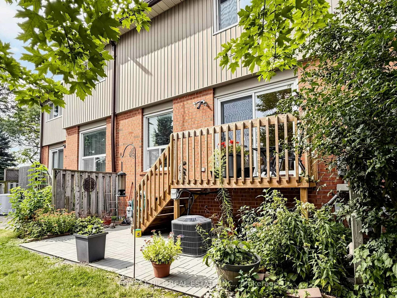 725, Vermouth, Mississauga Valleys, Mississauga