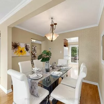 725, Vermouth, Mississauga Valleys, Mississauga