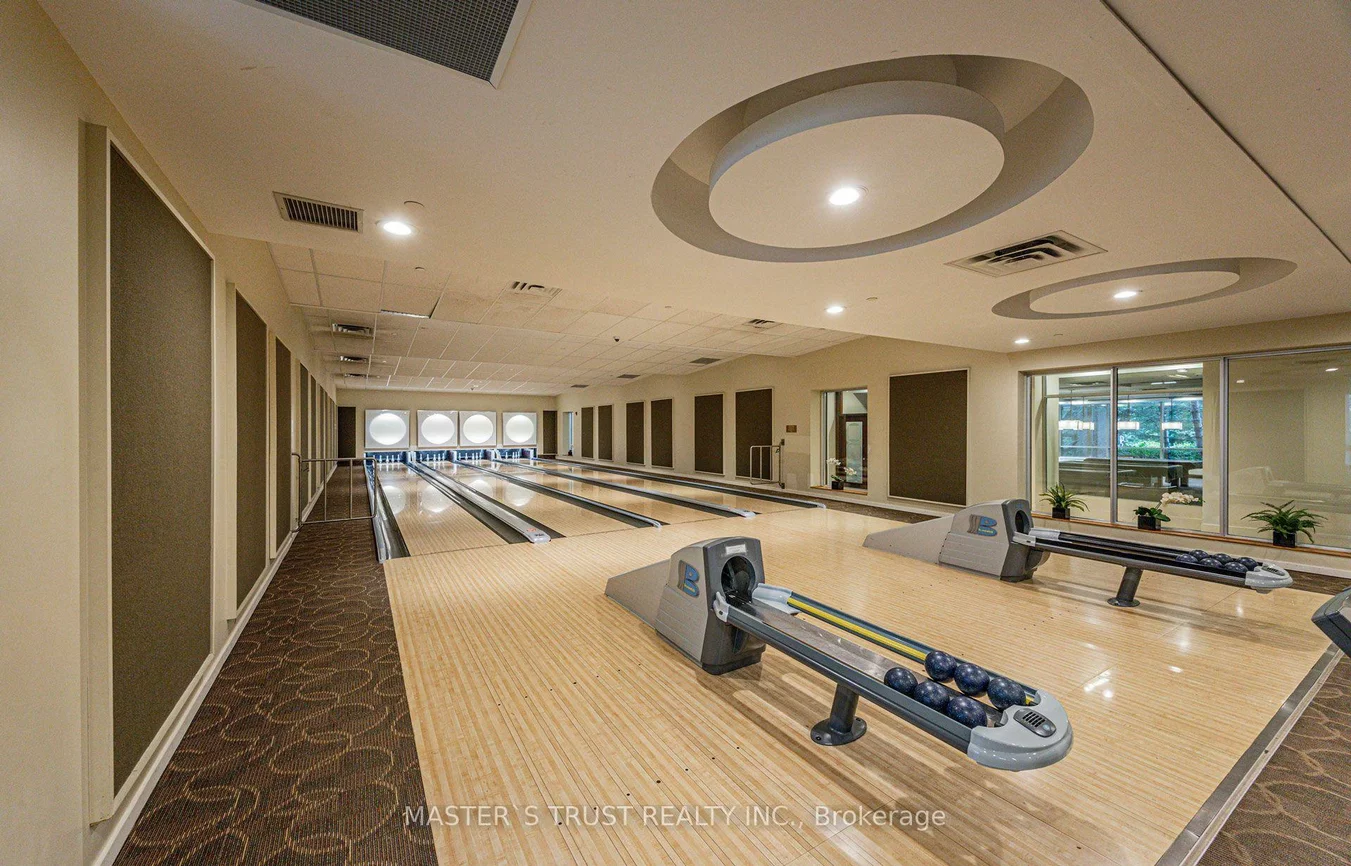 3880, Duke Of York, City Centre, Mississauga