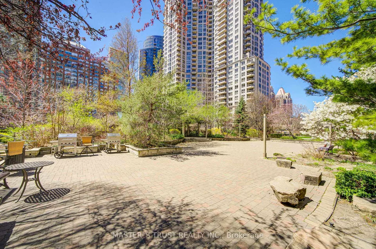 3880, Duke Of York, City Centre, Mississauga