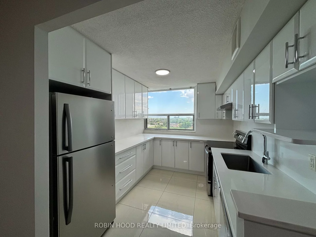 355, Rathburn, Airport Corporate, Mississauga