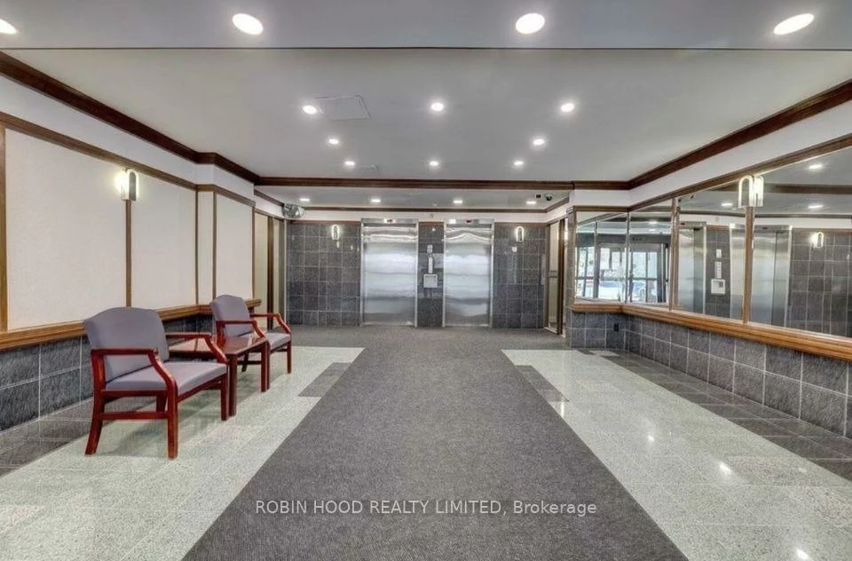 355, Rathburn, Airport Corporate, Mississauga
