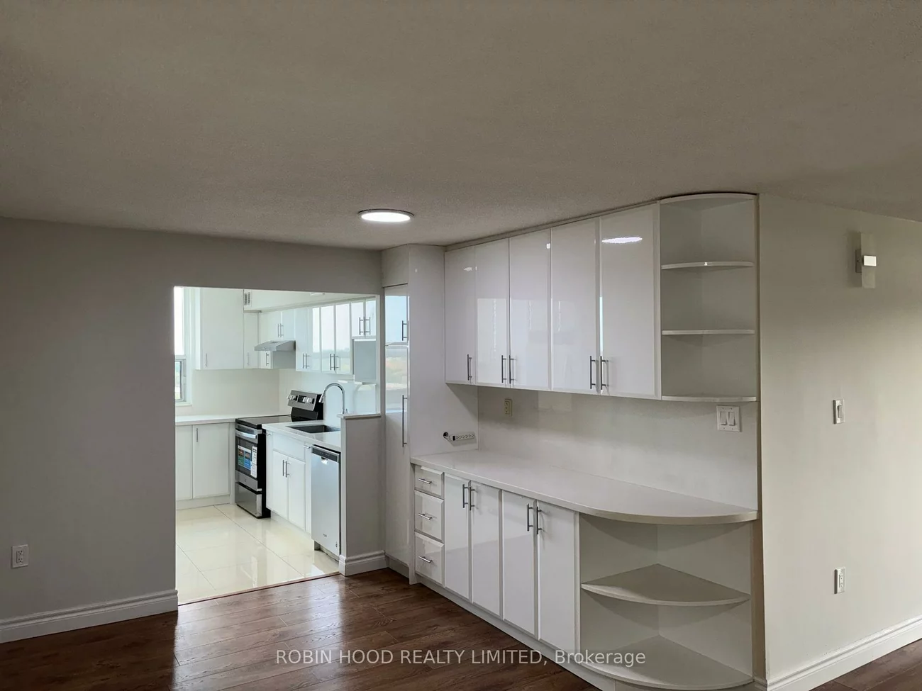 355, Rathburn, Airport Corporate, Mississauga