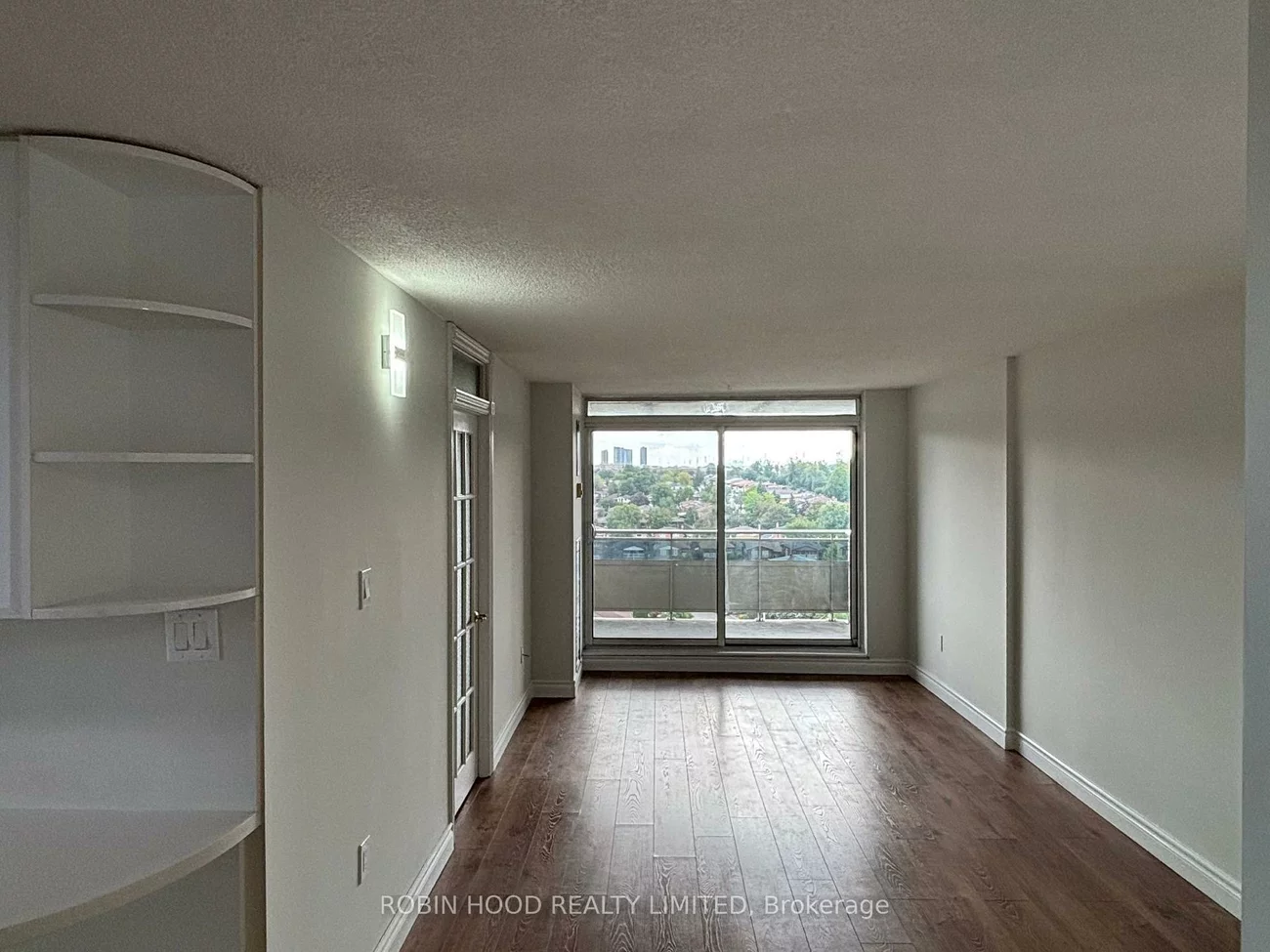 355, Rathburn, Airport Corporate, Mississauga