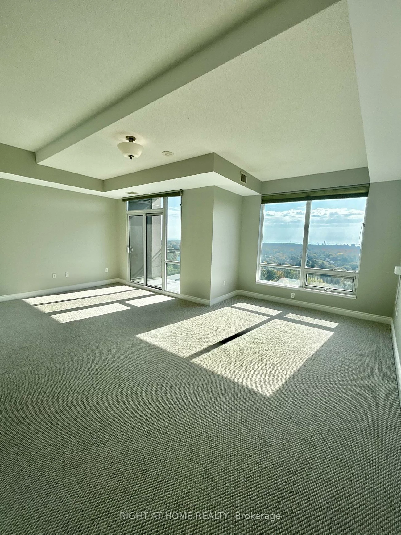 1665, The College, Erin Mills, Mississauga