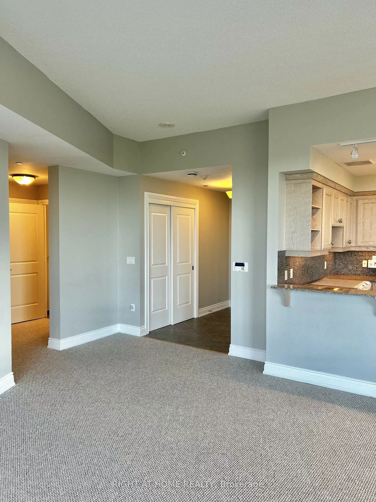 1665, The College, Erin Mills, Mississauga