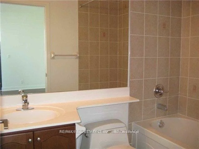80, Absolute, City Centre, Mississauga