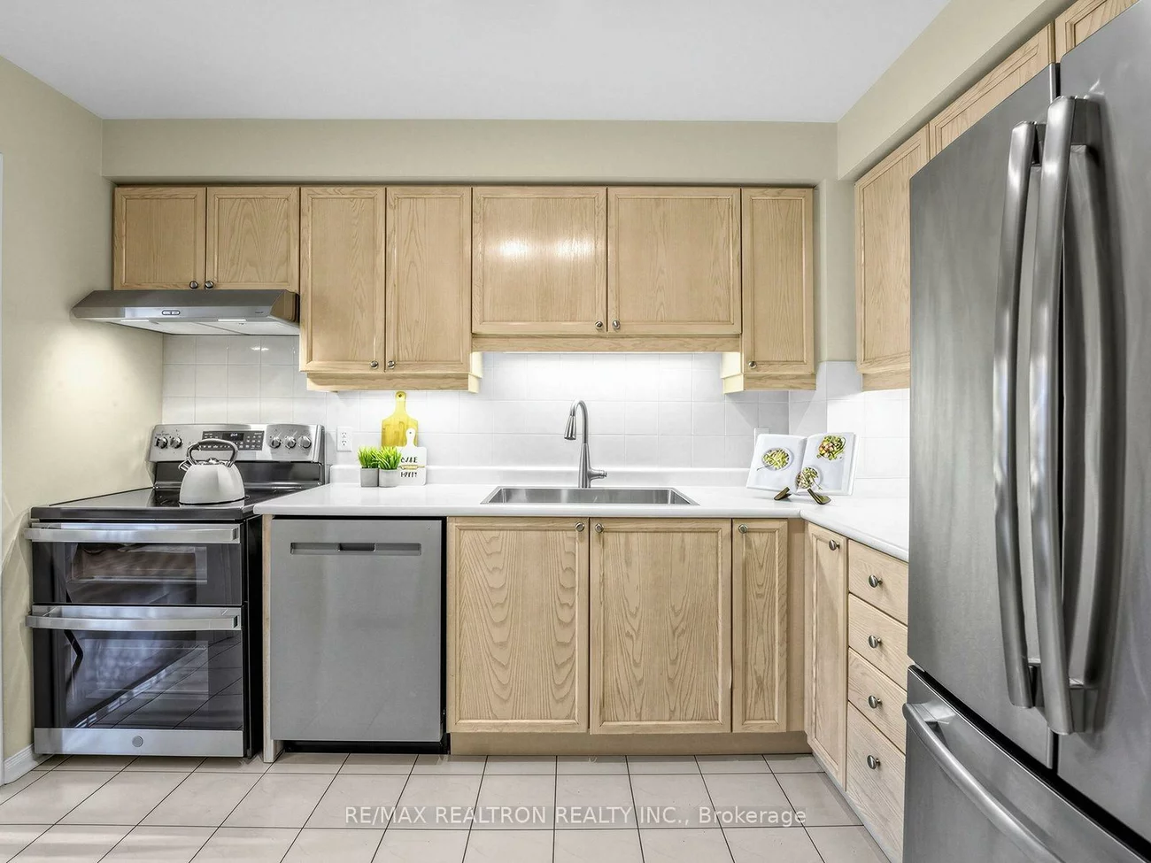5305, Glen Erin, Central Erin Mills, Mississauga