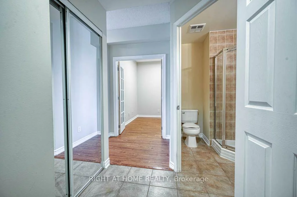 388, Prince Of Wales, City Centre, Mississauga