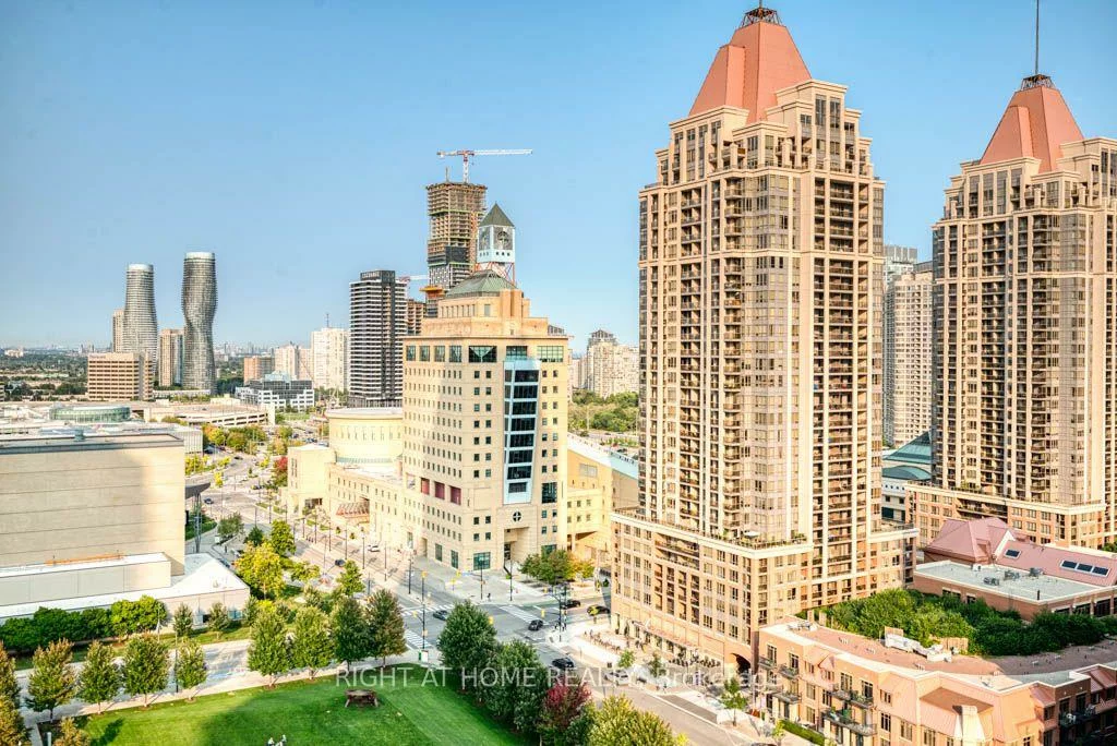 388, Prince Of Wales, City Centre, Mississauga