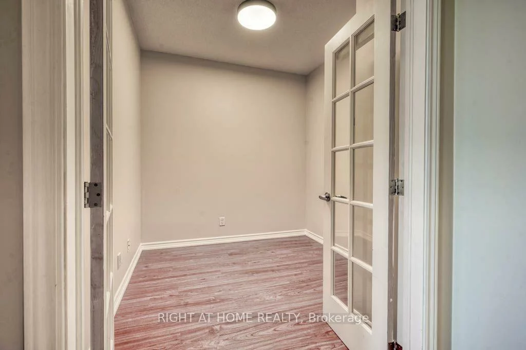 388, Prince Of Wales, City Centre, Mississauga