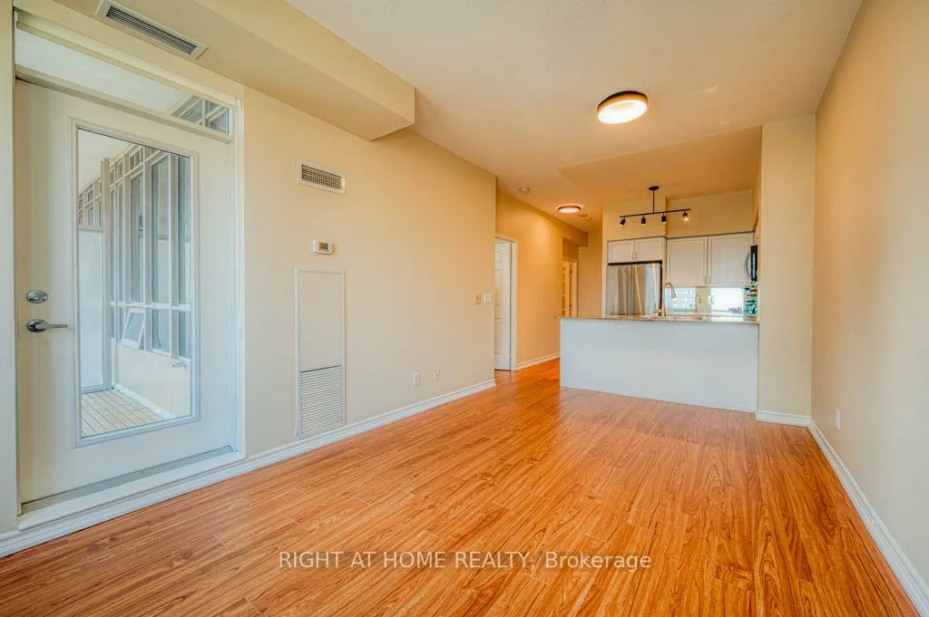 388, Prince Of Wales, City Centre, Mississauga