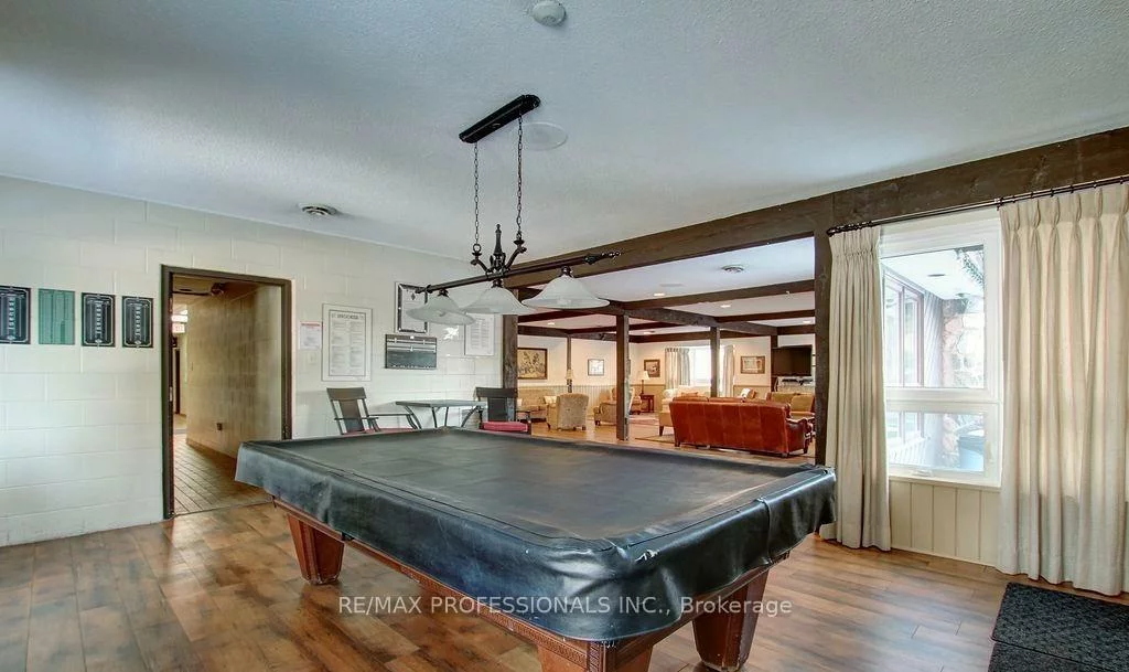 1271, Walden, Clarkson, Mississauga
