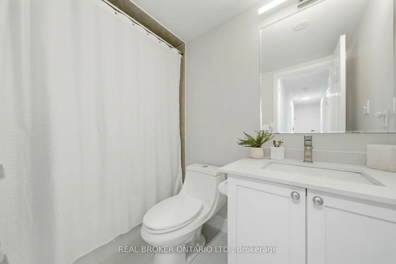 3026, Clayhill, Cooksville, Mississauga