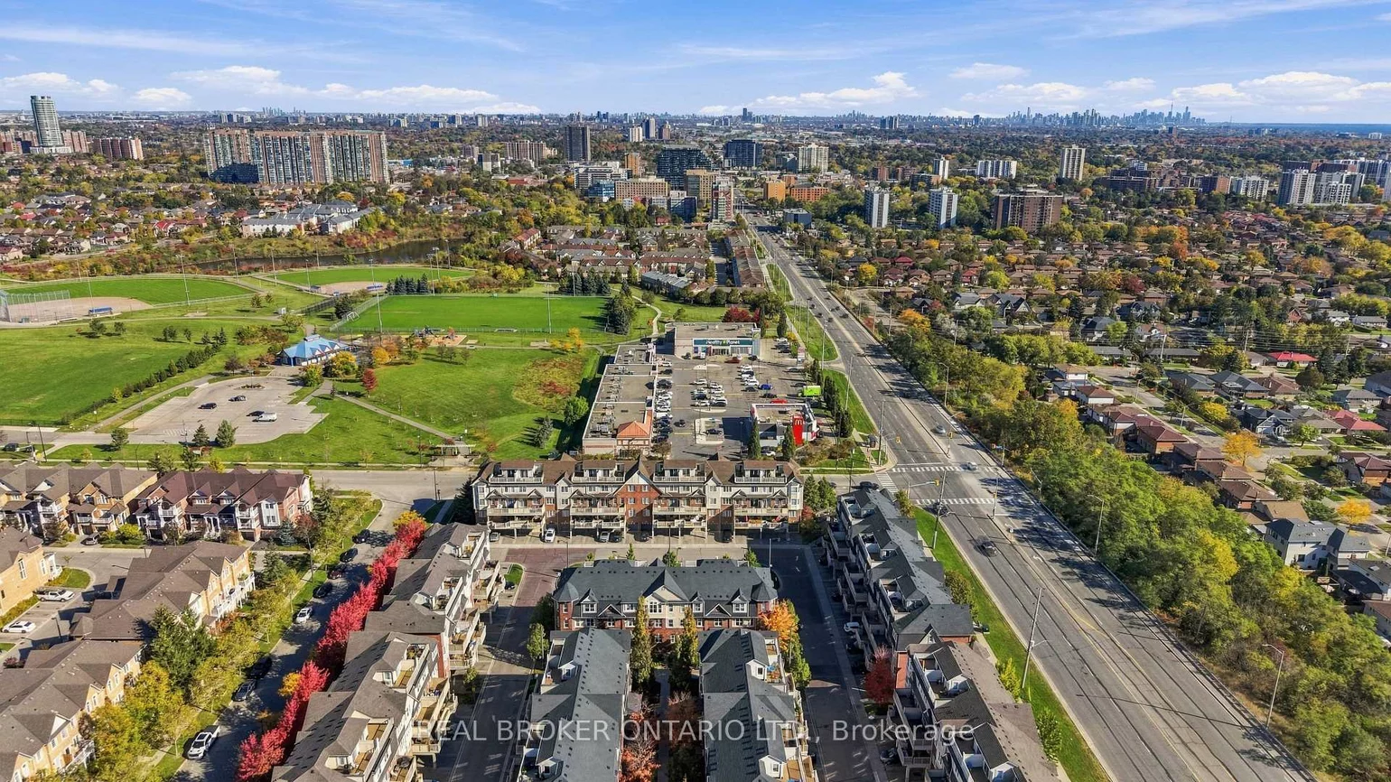 3026, Clayhill, Cooksville, Mississauga