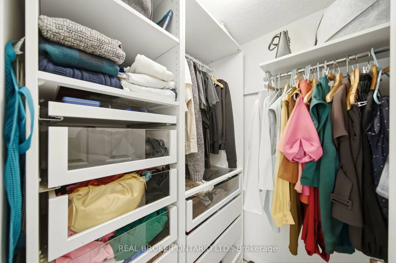 3026, Clayhill, Cooksville, Mississauga