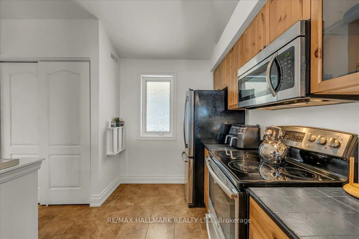 109, Bristol, Hurontario, Mississauga