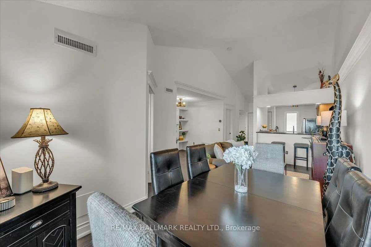109, Bristol, Hurontario, Mississauga