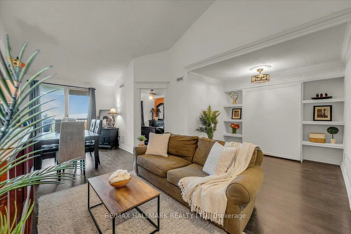 109, Bristol, Hurontario, Mississauga
