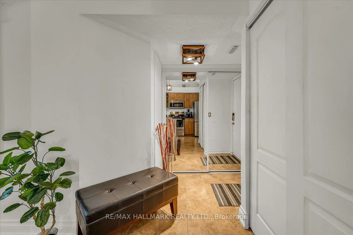 109, Bristol, Hurontario, Mississauga