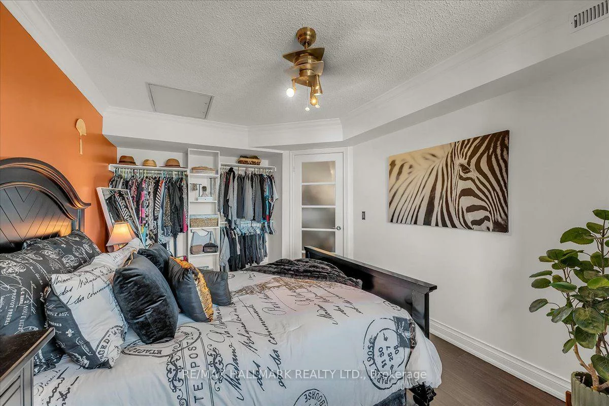 109, Bristol, Hurontario, Mississauga