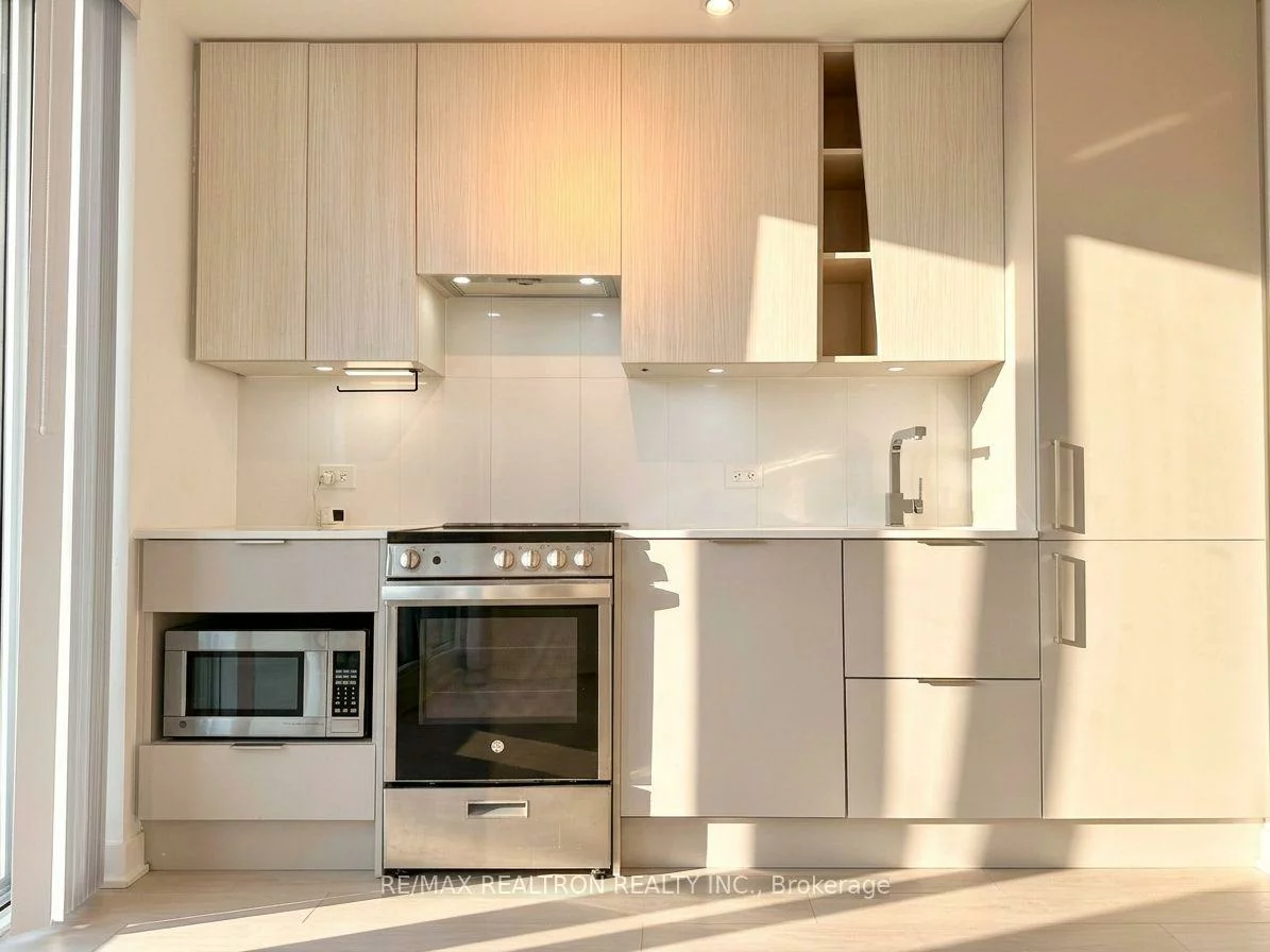 3900, Confederation, City Centre, Mississauga