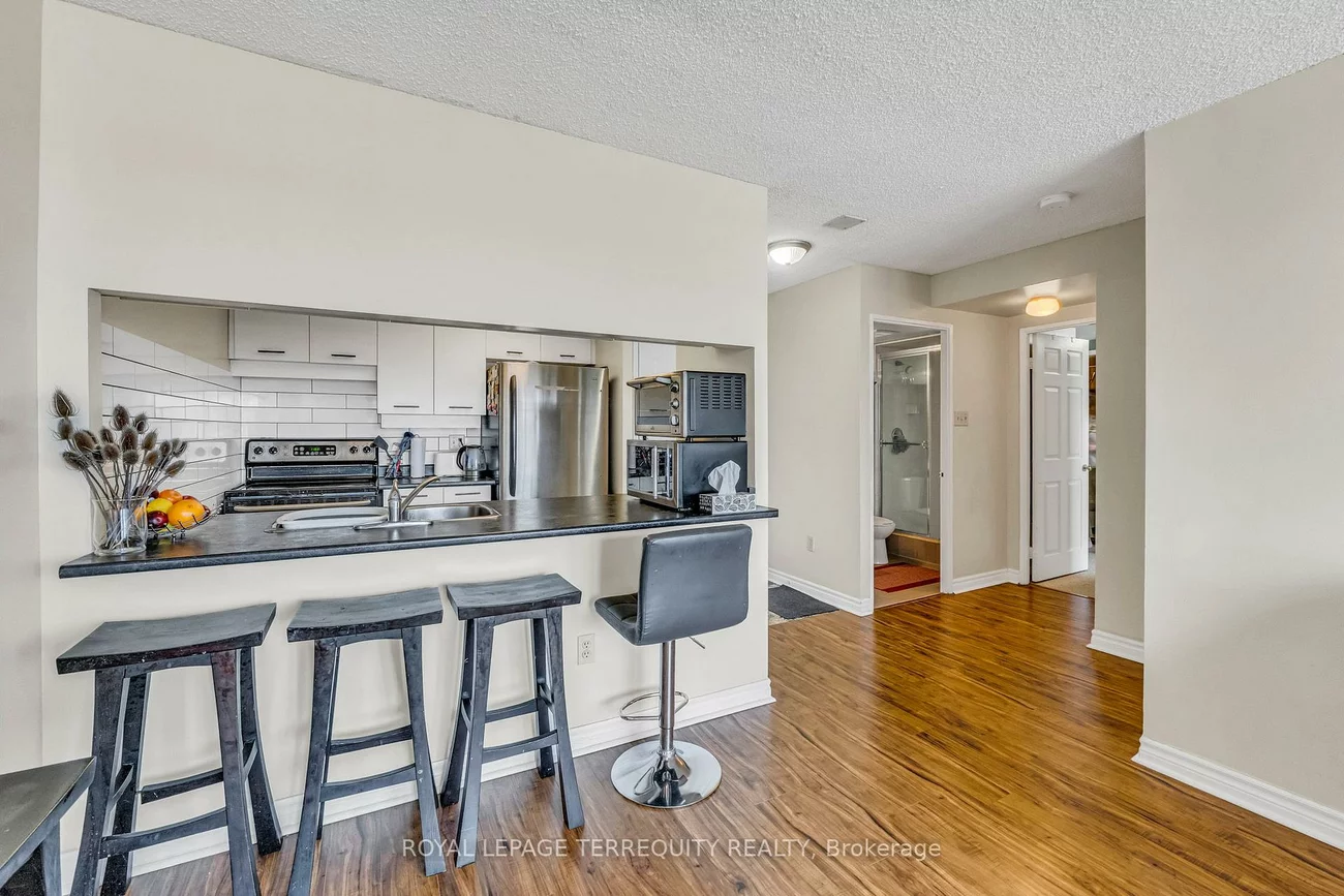 250, Webb, City Centre, Mississauga