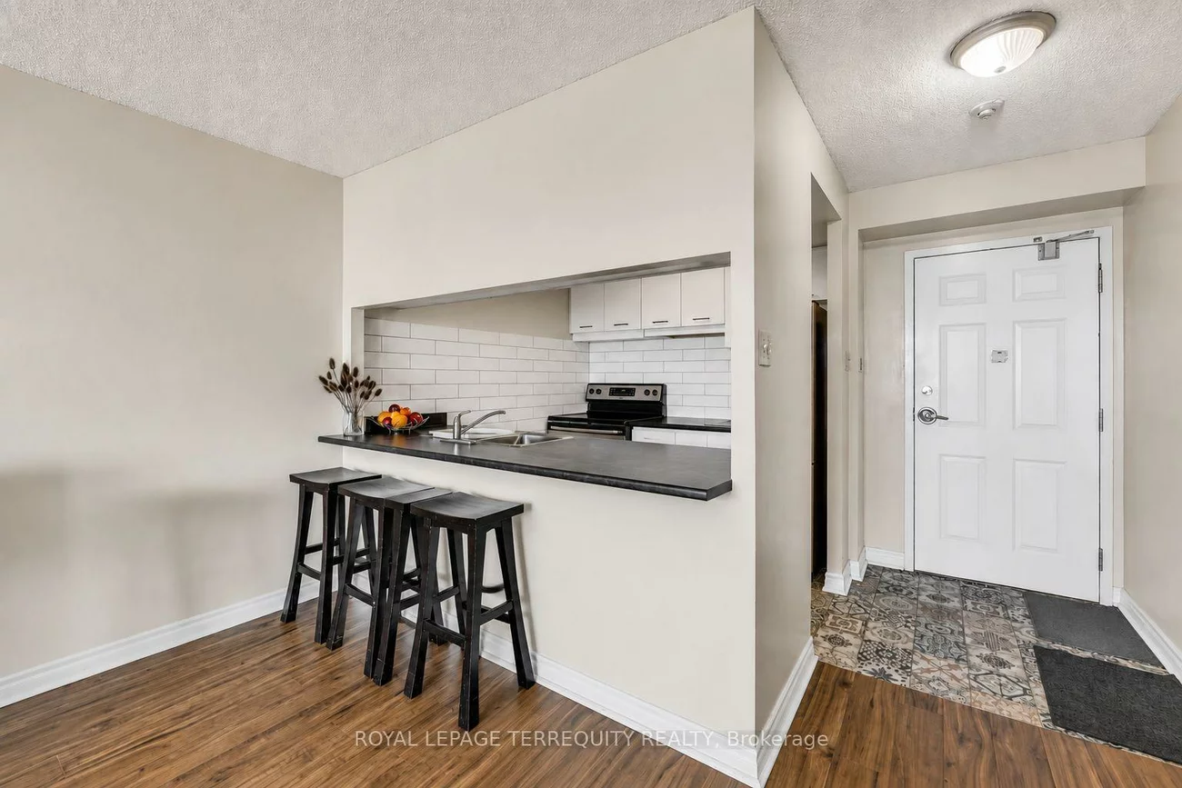 250, Webb, City Centre, Mississauga