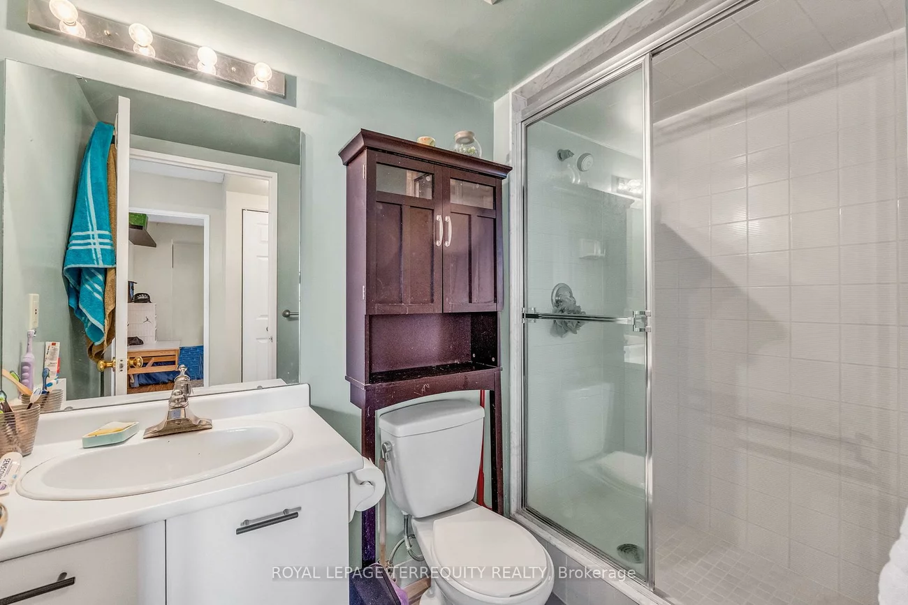 250, Webb, City Centre, Mississauga