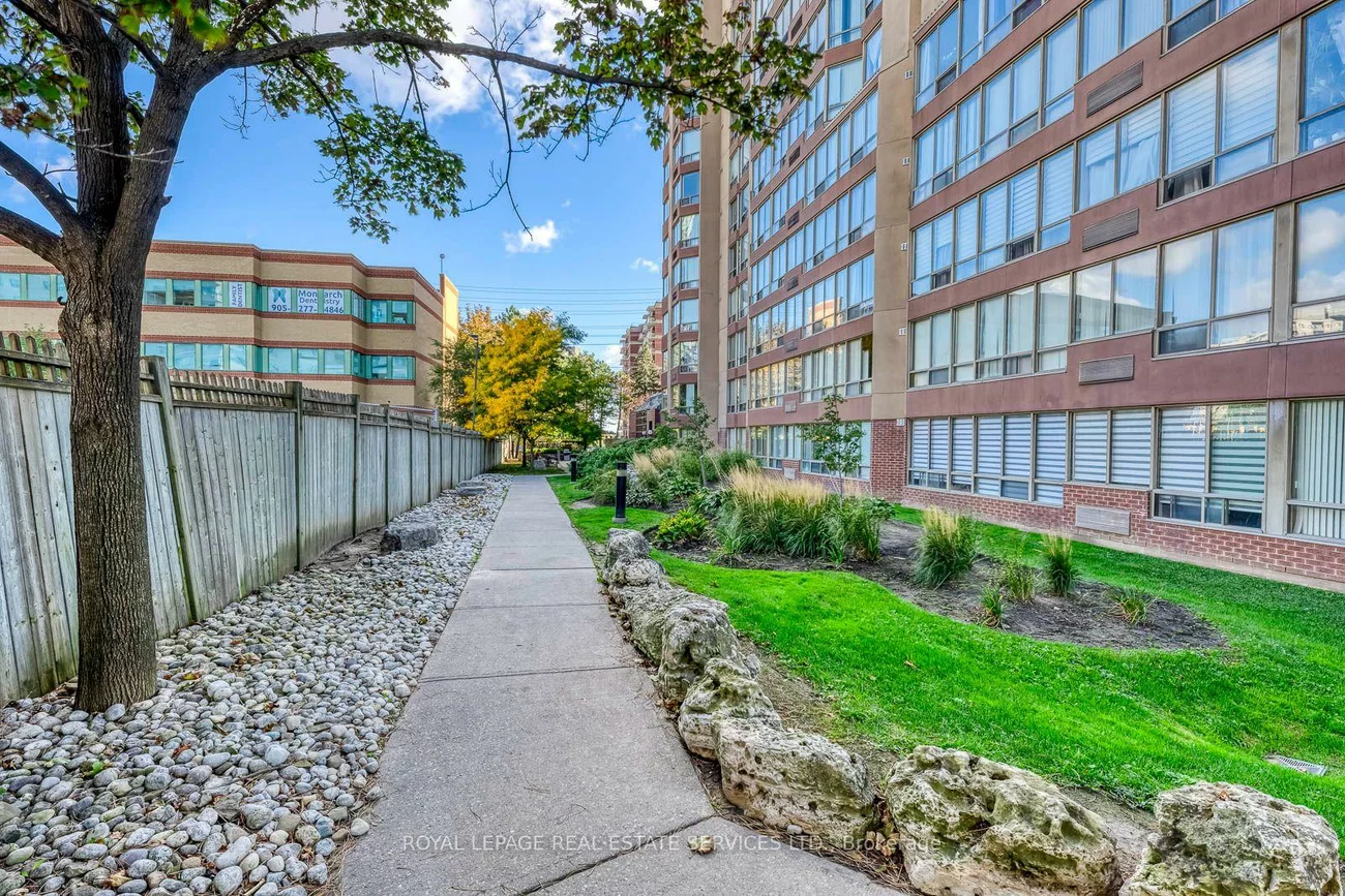 25, Fairview, Fairview, Mississauga