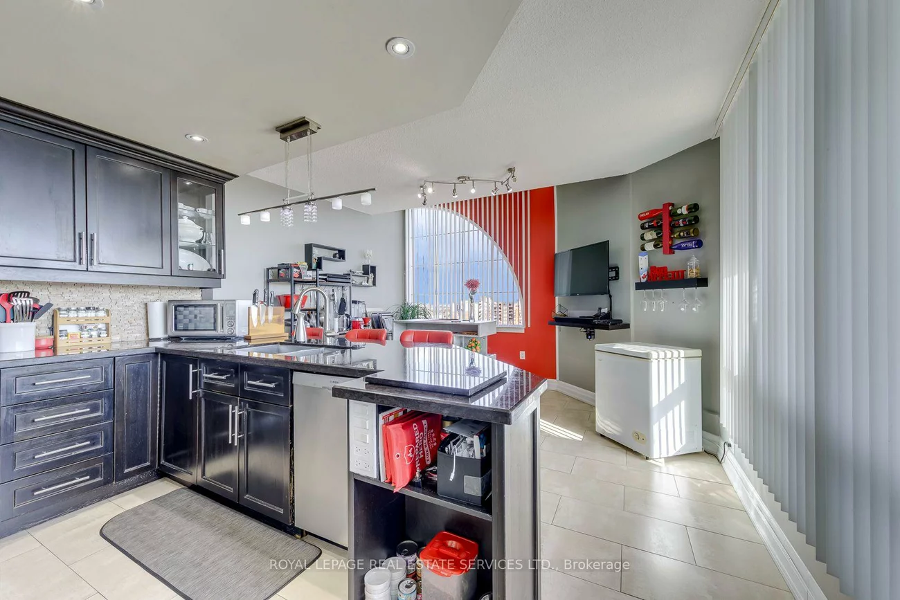25, Fairview, Fairview, Mississauga