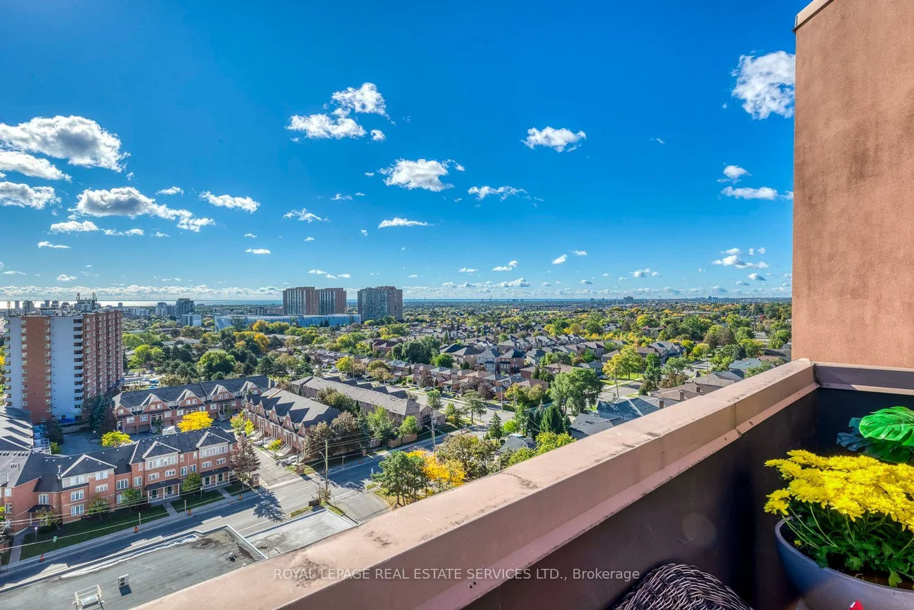 25, Fairview, Fairview, Mississauga