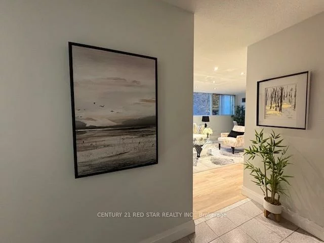 3695, Kaneff, Mississauga Valleys, Mississauga