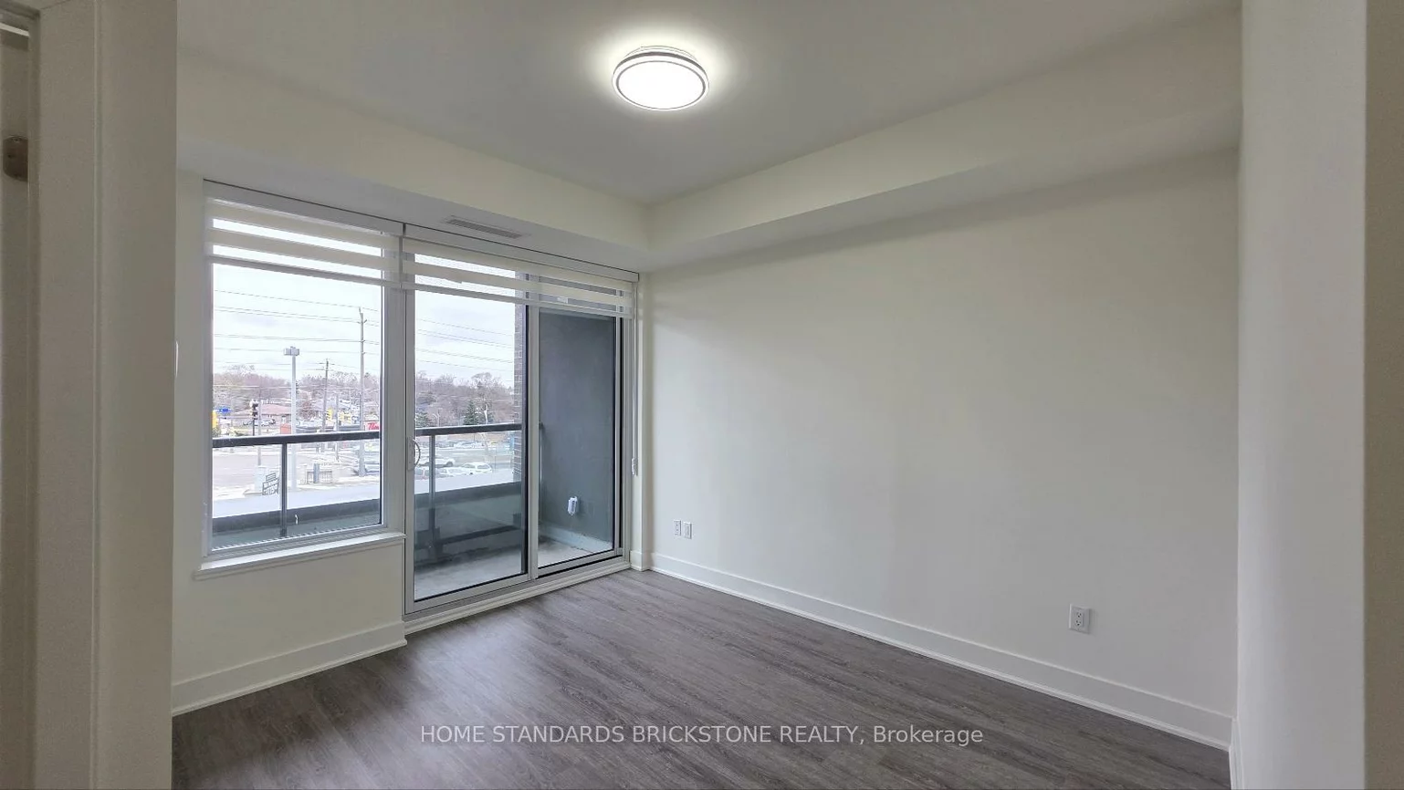 185, Deerfield, Central Newmarket, Newmarket