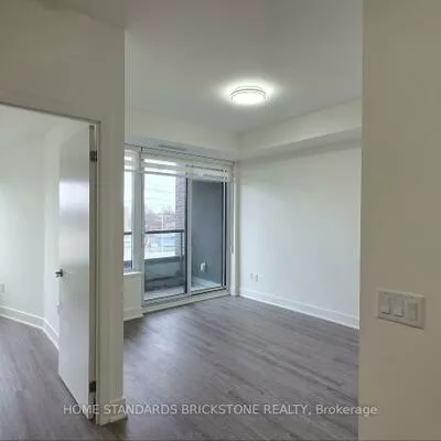 185, Deerfield, Central Newmarket, Newmarket