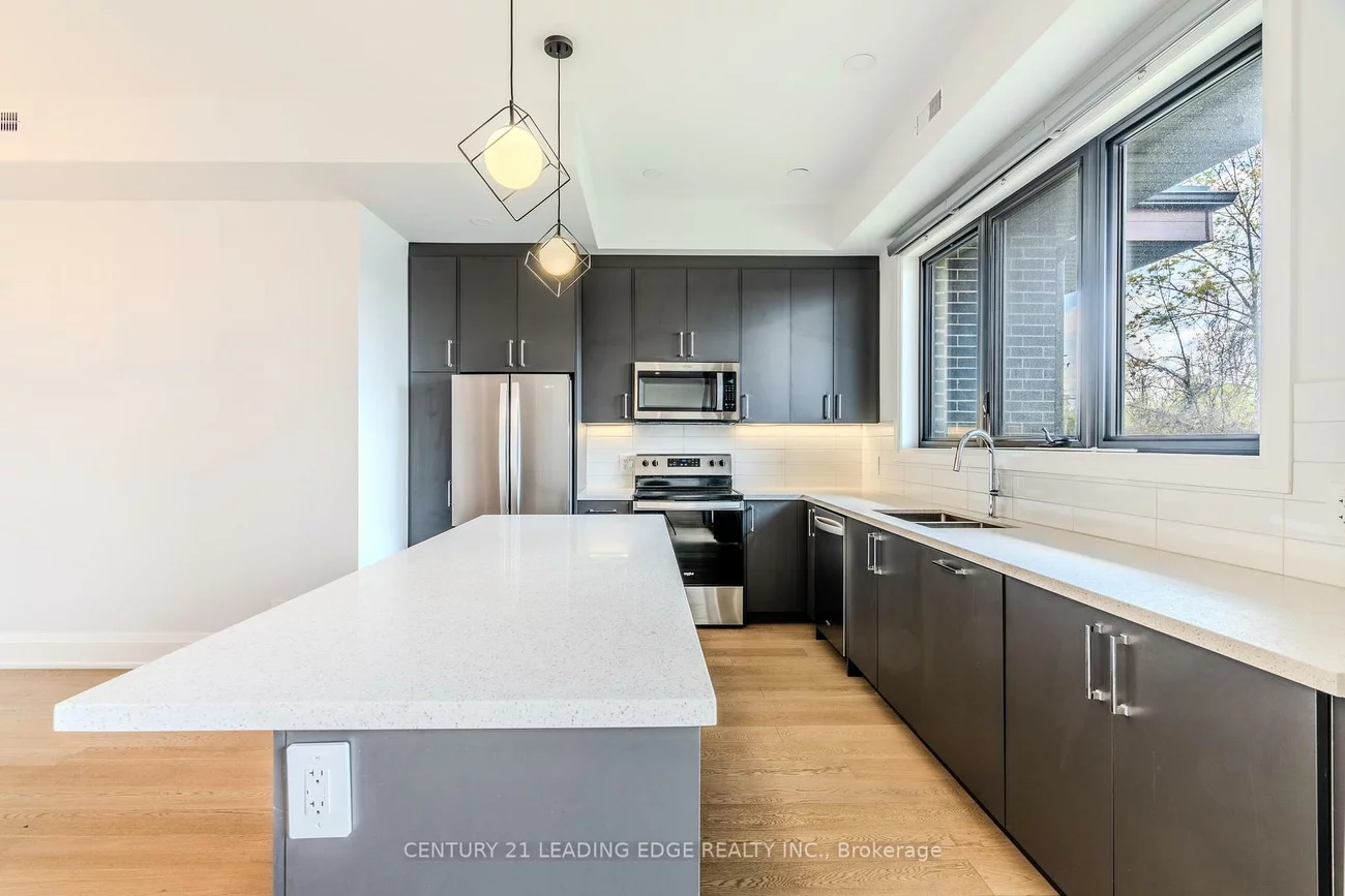 59, CHARLES, Central Newmarket, Newmarket