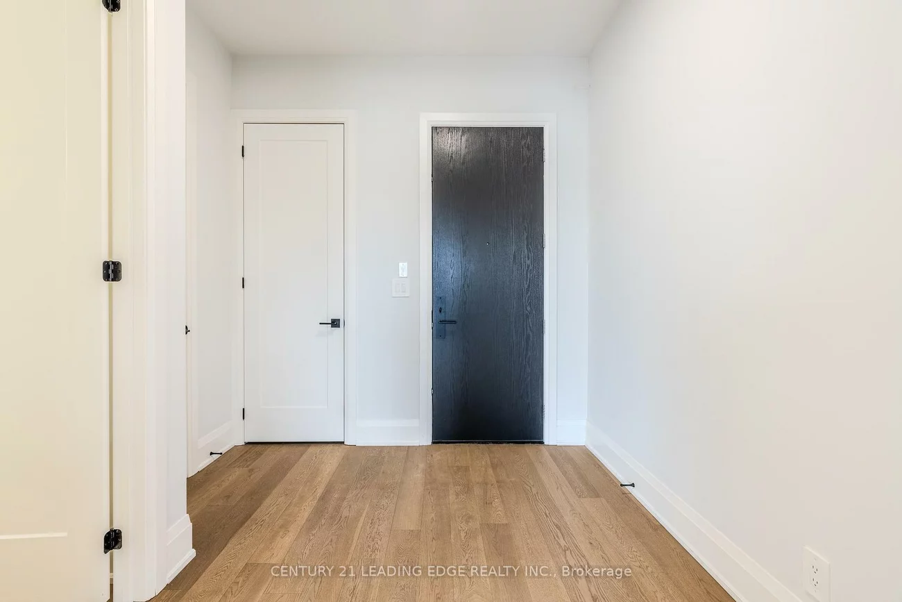 59, CHARLES, Central Newmarket, Newmarket