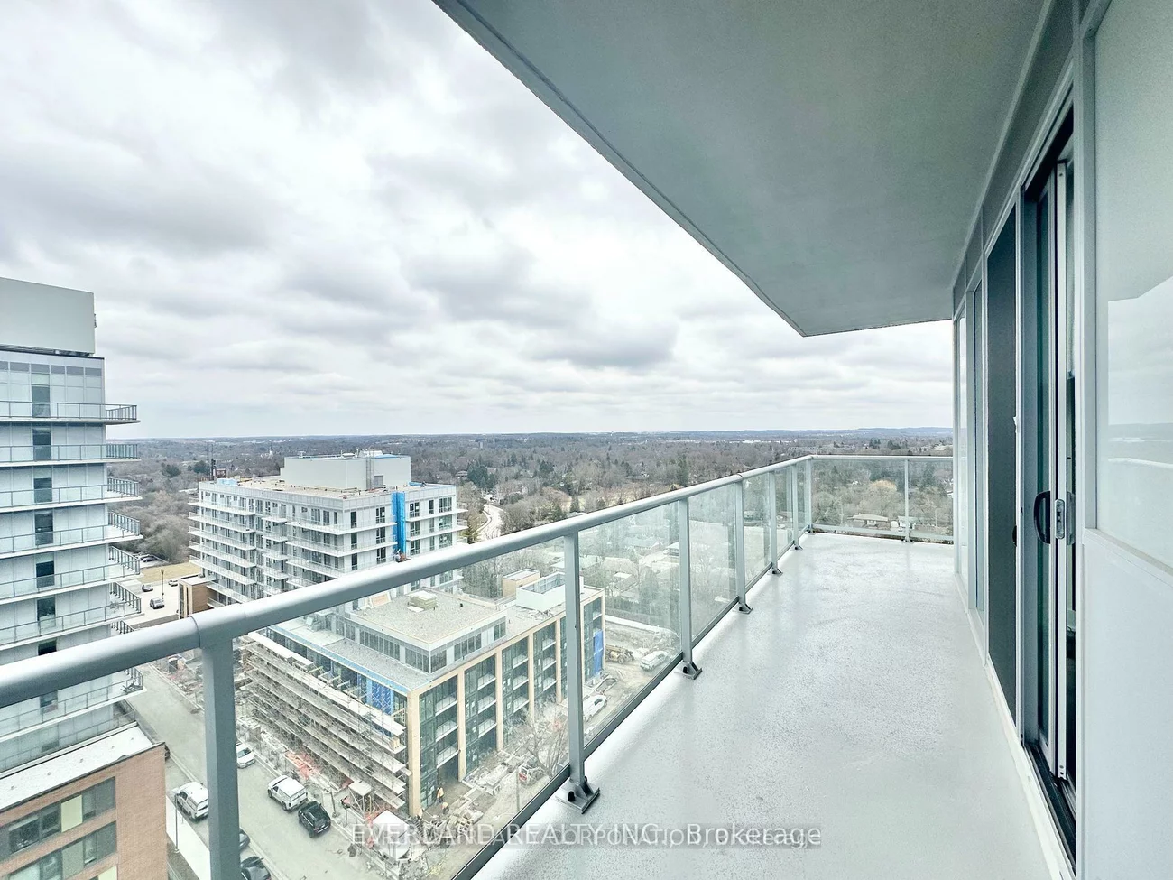 185, Deerfield, Central Newmarket, Newmarket