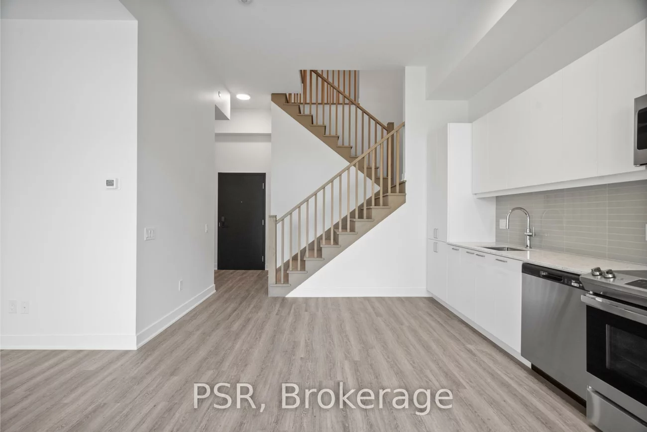 200, Deerfield, Central Newmarket, Newmarket