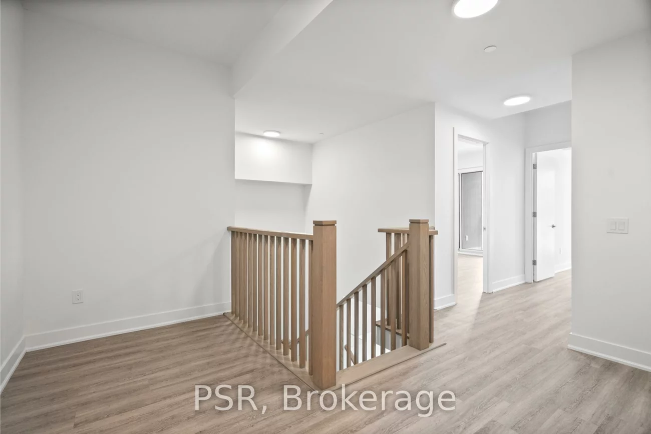 200, Deerfield, Central Newmarket, Newmarket