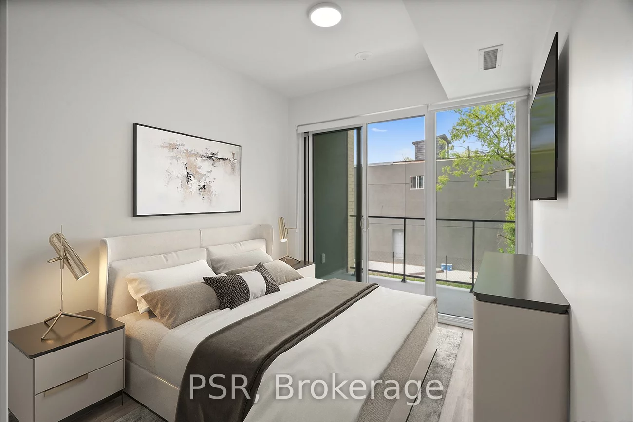 200, Deerfield, Central Newmarket, Newmarket
