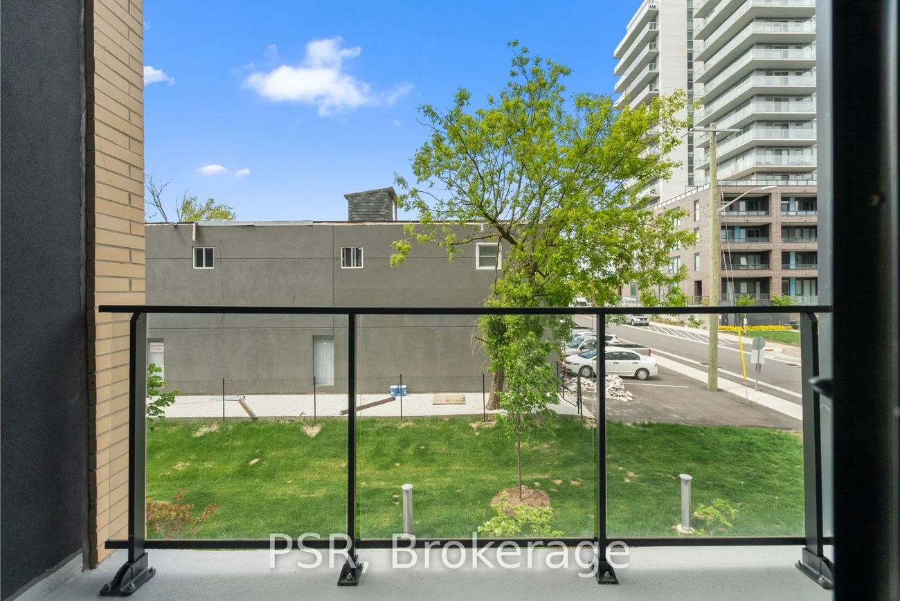 200, Deerfield, Central Newmarket, Newmarket