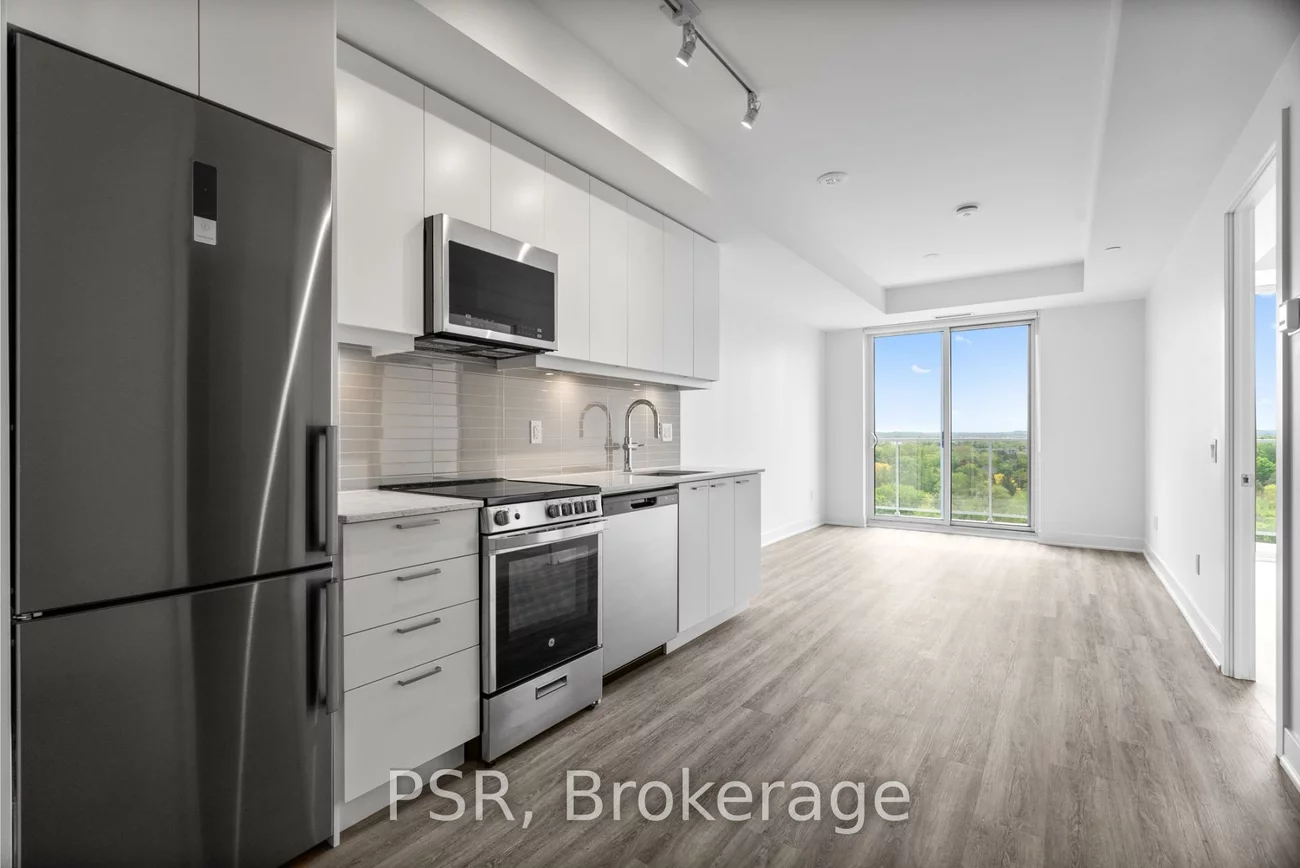 200, Deerfield, Central Newmarket, Newmarket