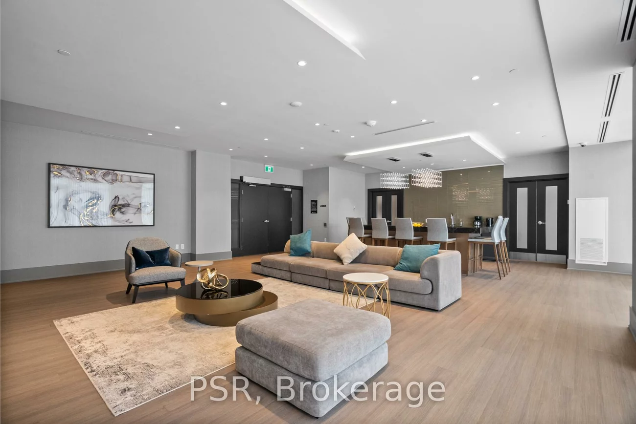 200, Deerfield, Central Newmarket, Newmarket
