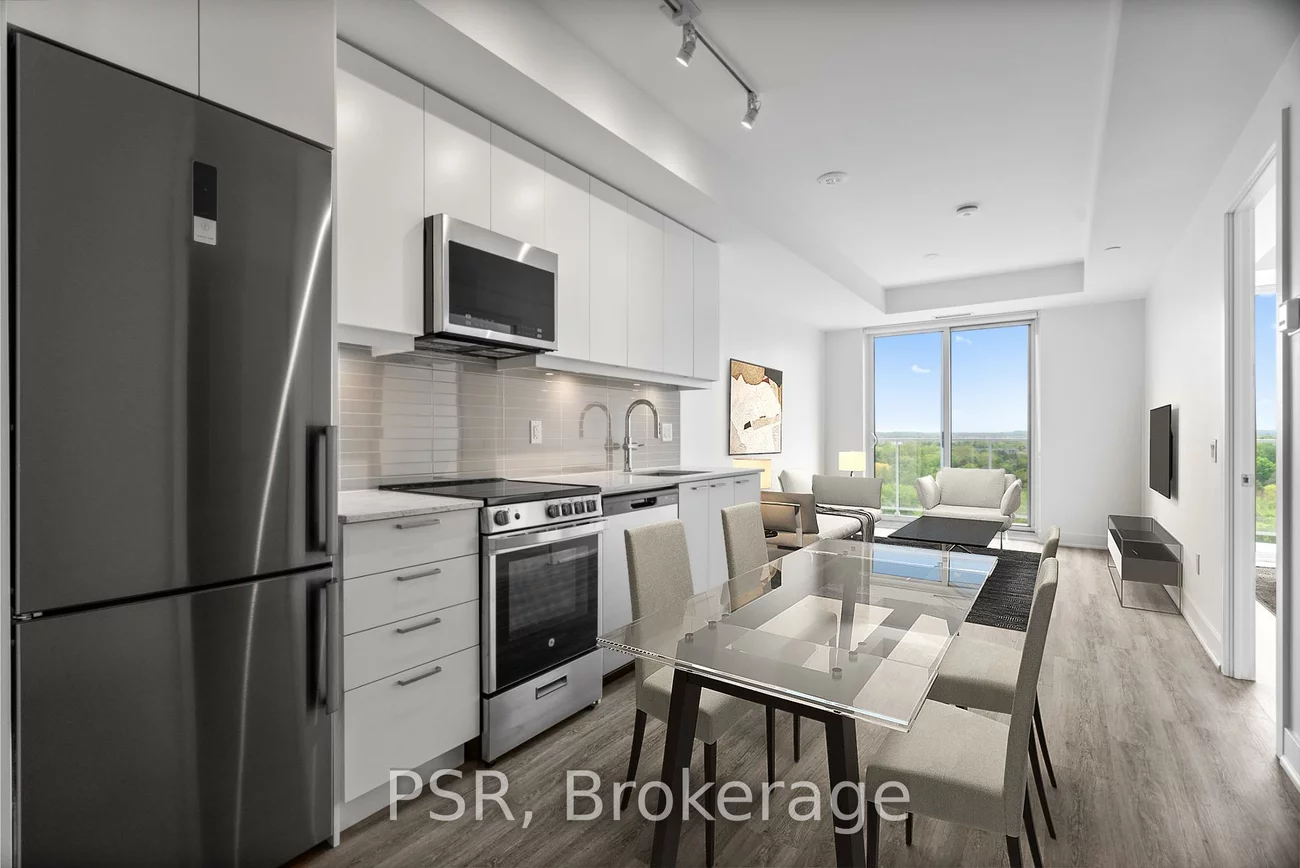 200, Deerfield, Central Newmarket, Newmarket